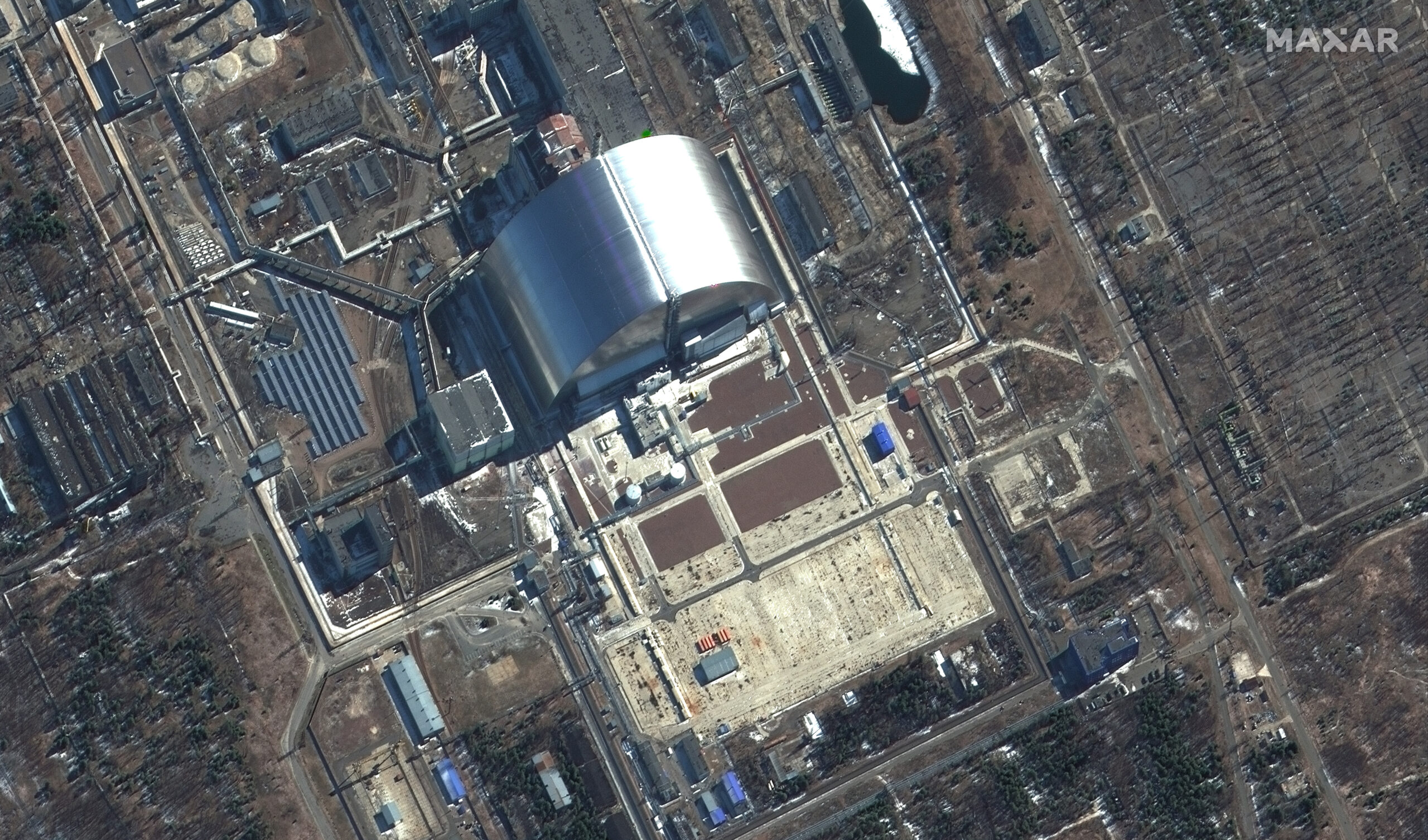 Dieses von Maxar Technologies zur Verfügung gestellte Satellitenbild zeigt eine Nahaufnahme der Nuklearanlagen von Tschernobyl in der Ukraine während der russischen Invasion.