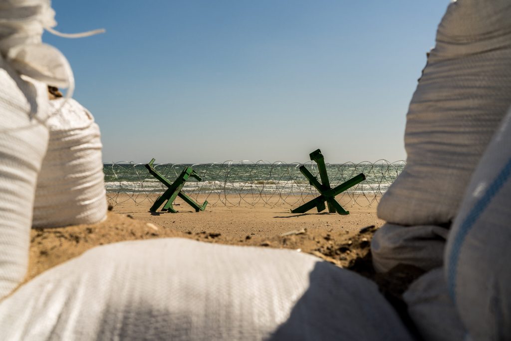 Der für die Ankunft der Russen präparierte Strand von Odessa.