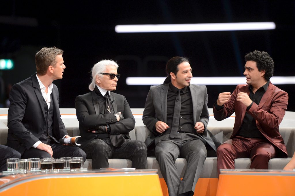 Im Oktober 2012 war Karl Lagerfeld (2.v.l.) bei der „Wetten, dass...?“-Premiere von Markus Lanz zu Gast.