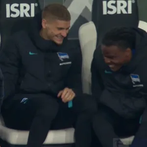 Fußball Hertha BSC: Dárdai bittet nach diesem Schnappschuss um Entschuldigung