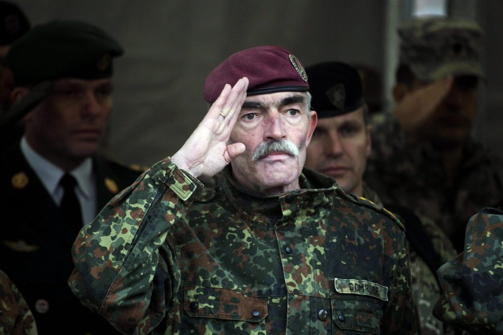 Ex-Nato-General Hans-Lothar Domröse