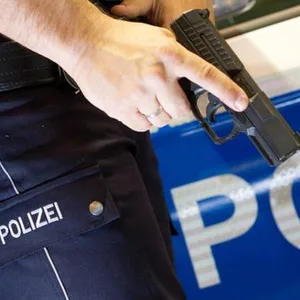 Hamburg: Polizist gibt Warnschuss ab – Dealer festgenommen