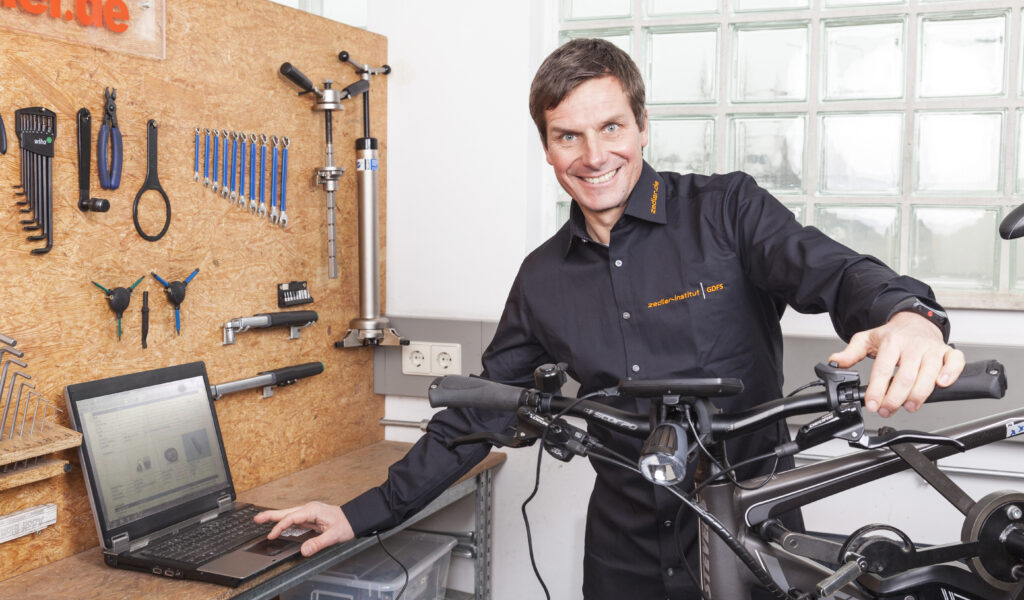 Dirk Zedler arbeitet am Institut für Fahrradtechnik in Ludwigsburg.