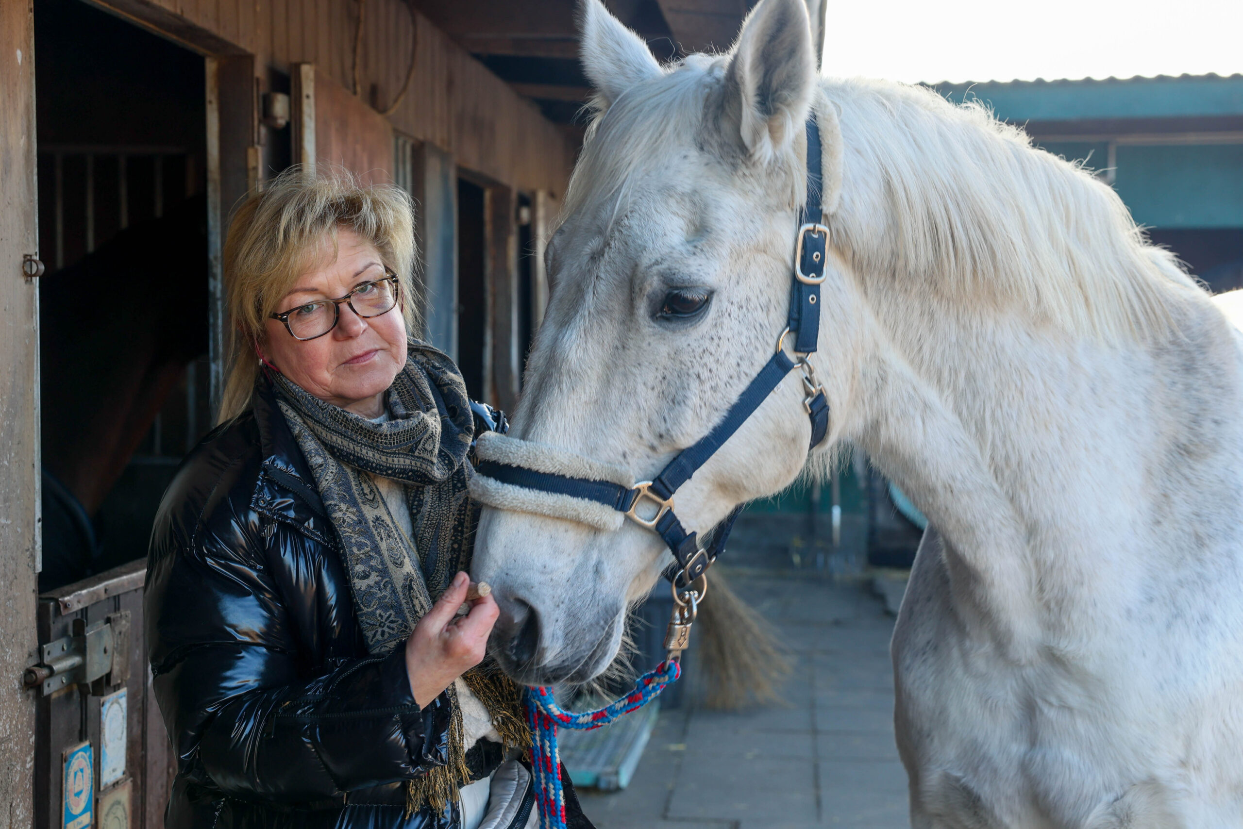 Ina Zwörner mit ihrer Stute Raja.