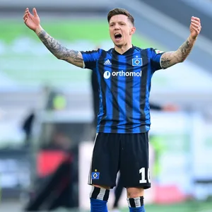 HSV-Profi Sonny Kittel ärgert sich