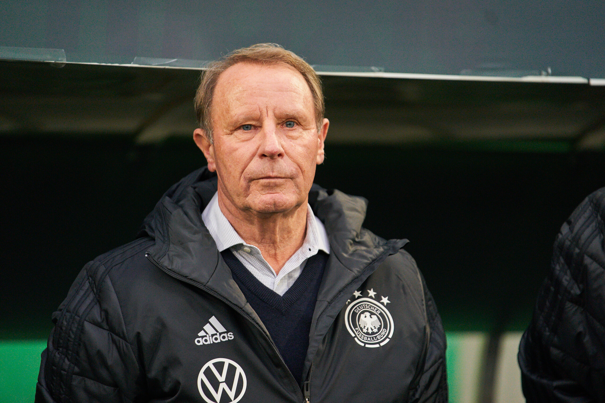 Ehemaliger Bundestrainer lobt hansi Flick und kritisiert die Leistung der Nationalmannschaft