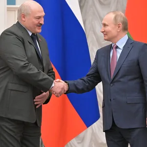 Gute Freunde kann niemand trennen – oder? Alexander Lukaschenko (l.) und Wladimir Putin