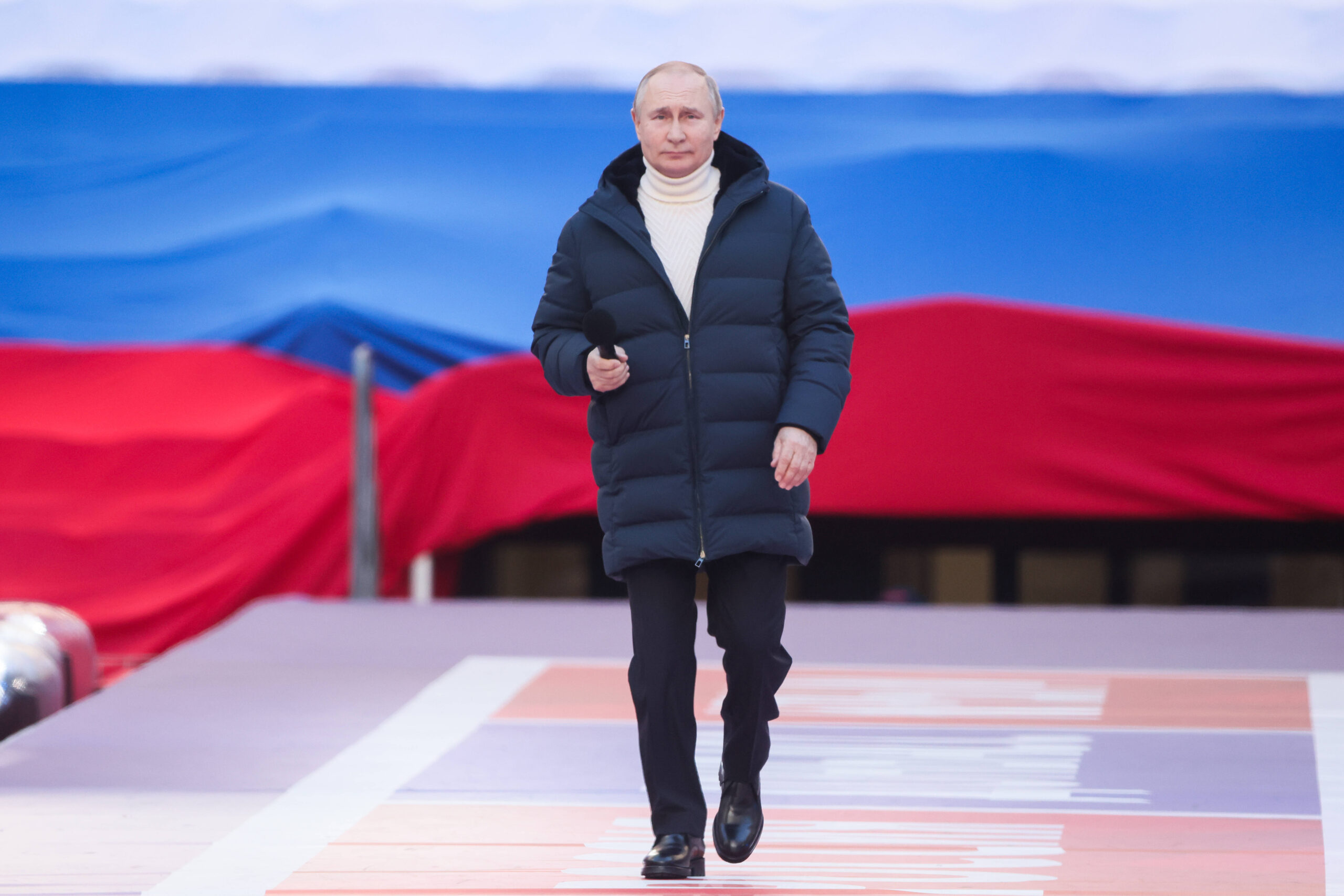 Russlands Präsident Wladimir Putin bei seiner irren Propaganda-Show in Moskau.