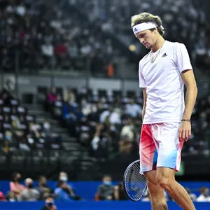 Sperre auf Bewährung: Tennis-Star Zverev kommt nach Ausraster glimpflich davon