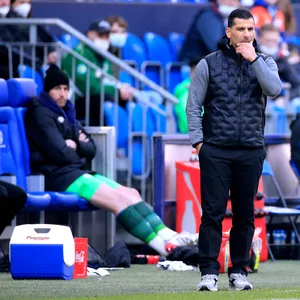 Dimitrios Grammozis wurde am Sonntagmorgen von seinen Traineraufgaben beim FC Schalke 04 entbunden.