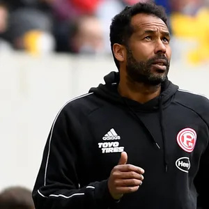 Düsseldorfs Trainer Daniel Thioune
