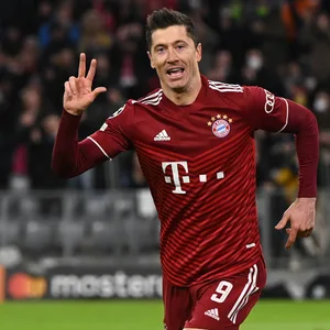 Bayern-Profi Robert Lewandowski jubelt