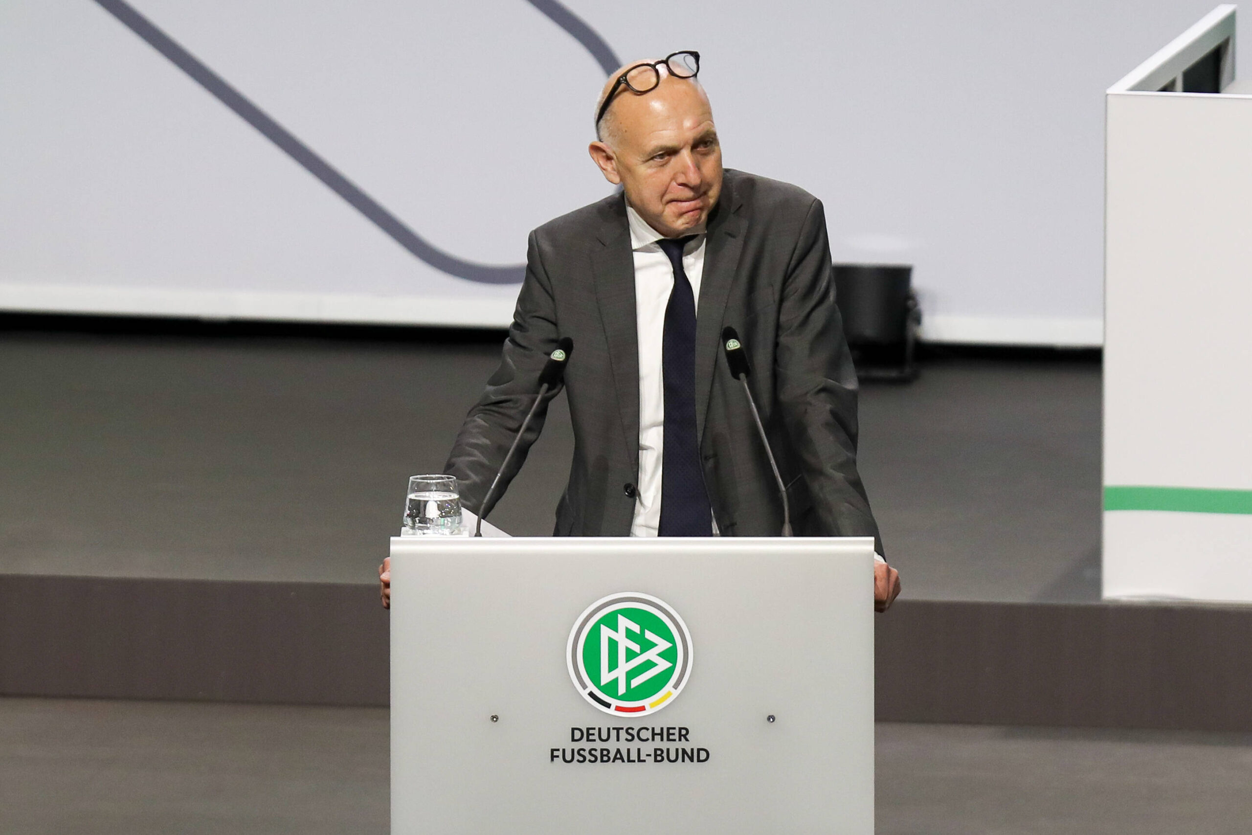 Der Neue an der DFB-Spitze: Bernd Neuendorf setzte sich deutlich bei der Präsidentenwahl durch.
