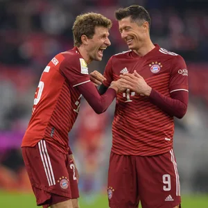 Thomas Müller und Robert Lewandowski