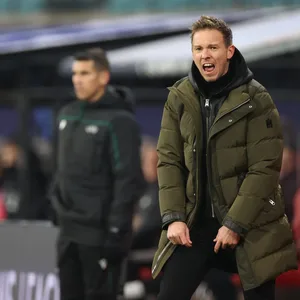 Julian Nagelsmann aufgeregt an der Seitenlinie