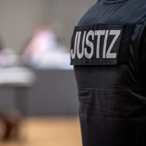 Ein 34-Jähriger soll im vergangenen Jahr eine 18-Jährige vergewaltigt haben. Diesen Mittwoch beginnt der Prozess vor dem Landgericht Stralsund.