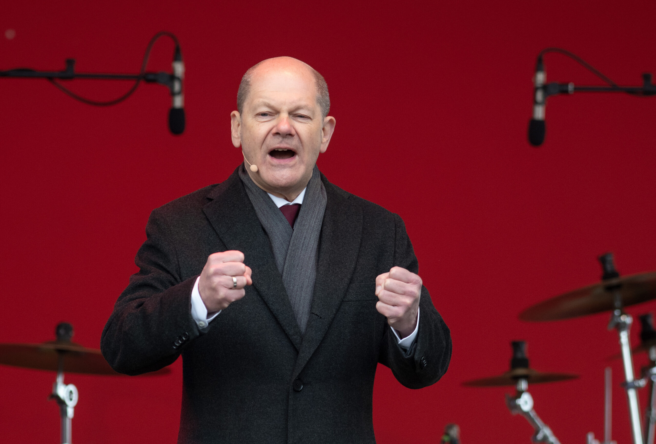 Bundeskanzler Olaf Scholz (SPD) spricht beim Wahlkampfauftakt der NRW-SPD.