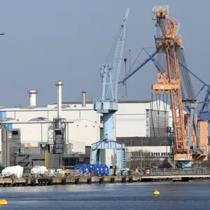 Die Anlagen von MV-Werften in Rostock. Sie könnten schon bald einen neuen Besitzer haben.