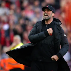 Jürgen Klopp schreit