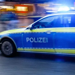Raub auf Kiosk im Bahnhof Jungfernstieg