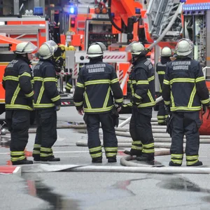 Feuer in Billbrook – Großalarm für die Retter