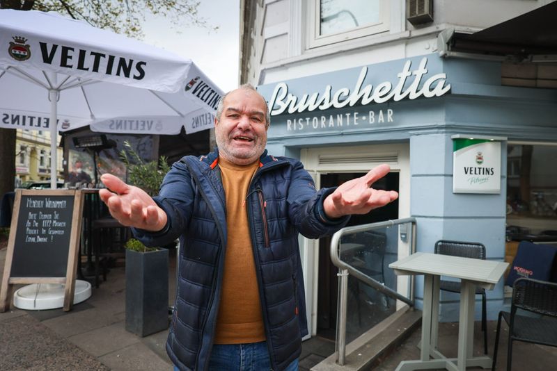 „Winterhude hat sich in den letzten 25 Jahren verändert“, so Alessandro Convertino, Betreiber des italienischen Restaurants „La Bruschetta“.