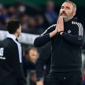 Aus der Traum: Tim Walter und der HSV sind aus dem DFB-Pokal ausgeschieden.