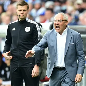 Felix Magath an der Seitenlinie