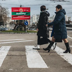 Zwei Frauen in Tiraspol, Hauptstadt Transnistriens. Transnistrien ist für Moskau ein Hebel, um Druck auf die Ex-Sowjetrepublik Moldau auszuüben.