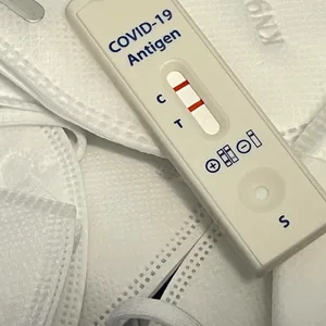 505 Tage lang war ein Brite vor seinem Tod mit dem Coronavirus infiziert. (Symbolbild)
