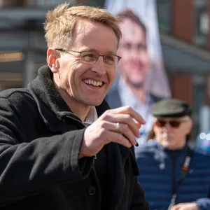 Ministerpräsident Daniel Günther (CDU) will sein Amt in Schleswig-Holstein verteidigen.