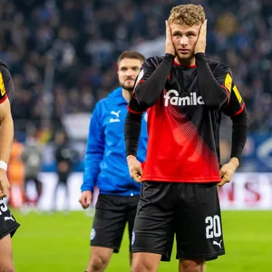 Kiels Fiete Arp nach dem Hinspiel in Hamburg