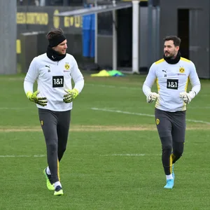 Marwin Hitz und Roman Bürki beim Training