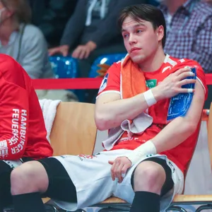Leif Tissier von den Hamburger Handballern verletzt