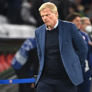 Oliver Kahn geht zur Bank