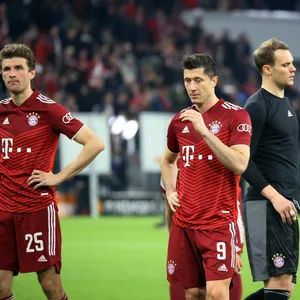 Bayern Profis Thomas Müller, Robert Lewandowski und Manuel Neuer enttäuscht