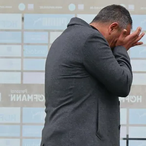 Rachid Azzouzi kämpft mit den Tränen