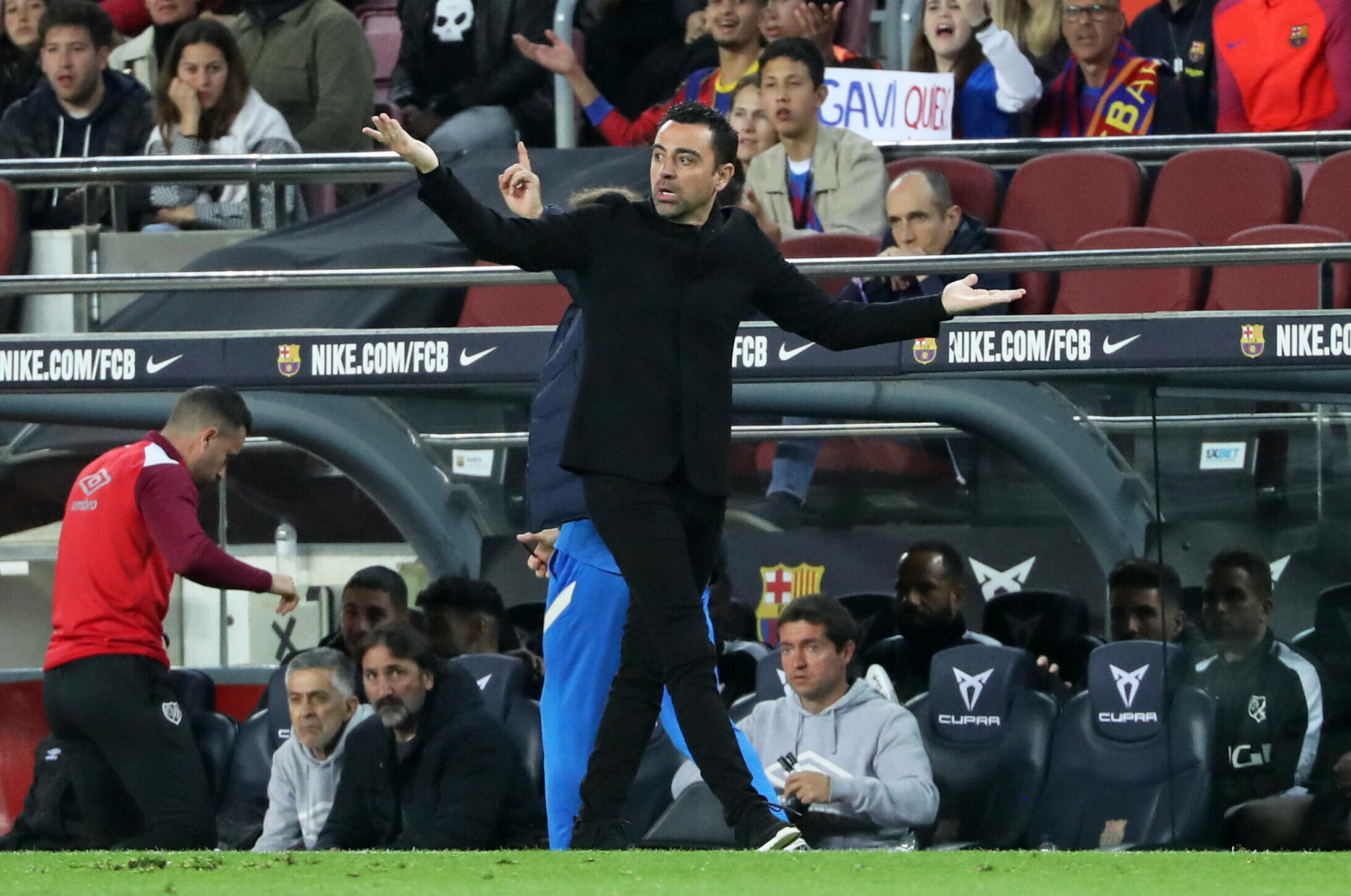Wütend und auch ein bisschen ratlos: Barcelonas Trainer Xavi nach der nächsten Heimpleite gegen Rayo Vallecano.