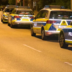 Polizei großeinsatz in Winterhude – Jugendliche machen Party
