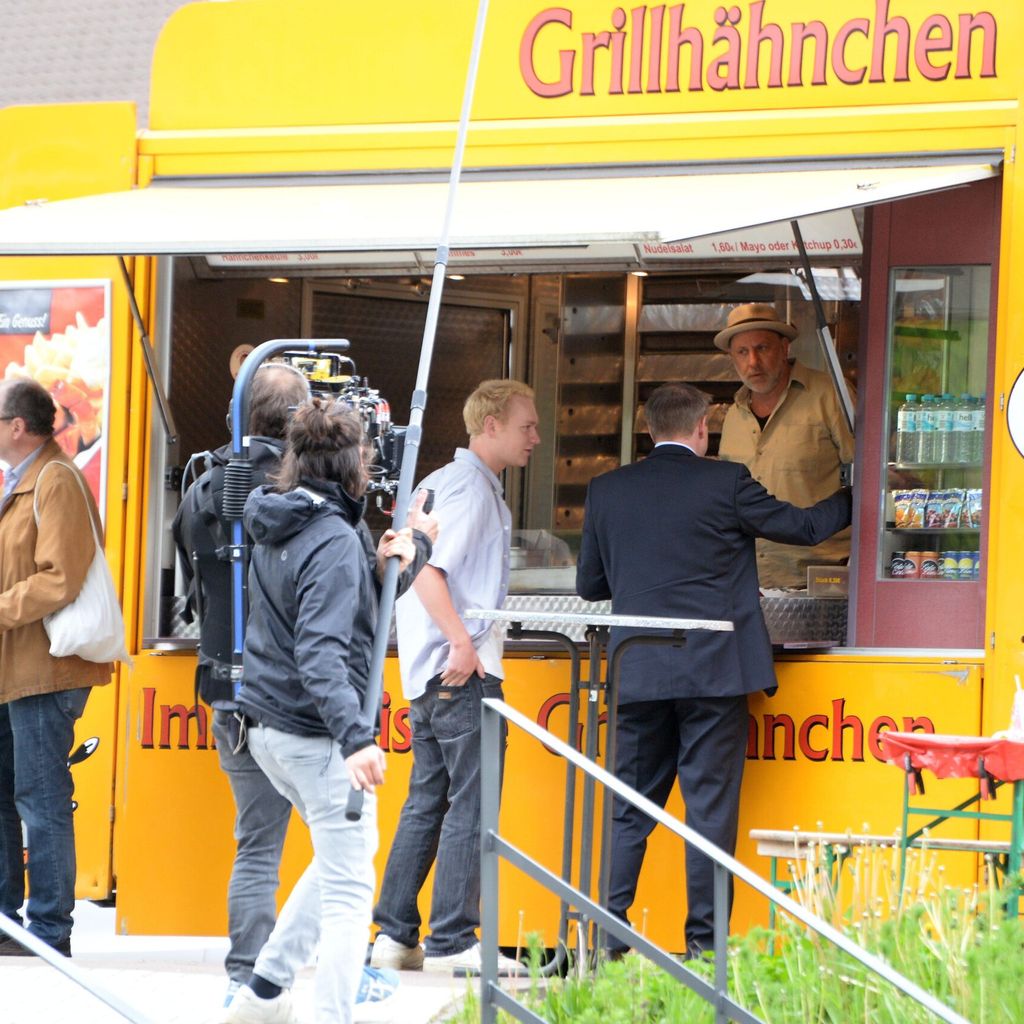 Die Dreharbeiten der beliebten Serie „Die Discounter“ finden Mitten in Hamburg statt.