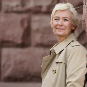 Dörte Hansens Romane „Altes Land“ und „Mittagsstunde“ sind Bestseller.