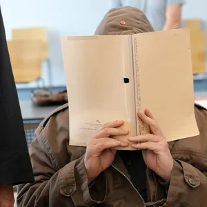 Der Polizist, der des versuchten Mordes schuldig gesprochen wurde, will nun bis vor den Bundesgerichtshof ziehen.