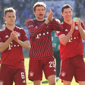 Bayern-Spieler jubeln
