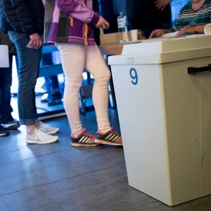 Im Wahllokal in Eckernförde ist am Sonntagmittag ein Mann gestorben.
