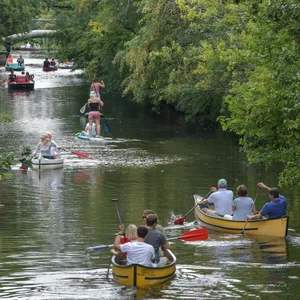 Kanuten, Tretbootfahrer, Stand-Up-Paddler: So voll war es im vergangenen Jahr auf dem Mühlenkampkanal.
