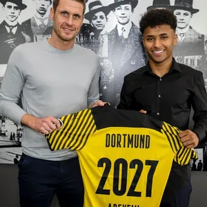 Sebastian Kehl, Karim Adeyemi