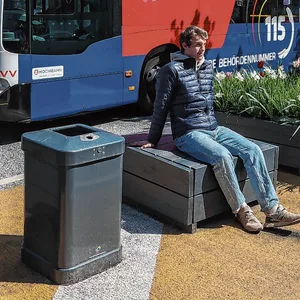 Jungfernstieg Mittelstreifen