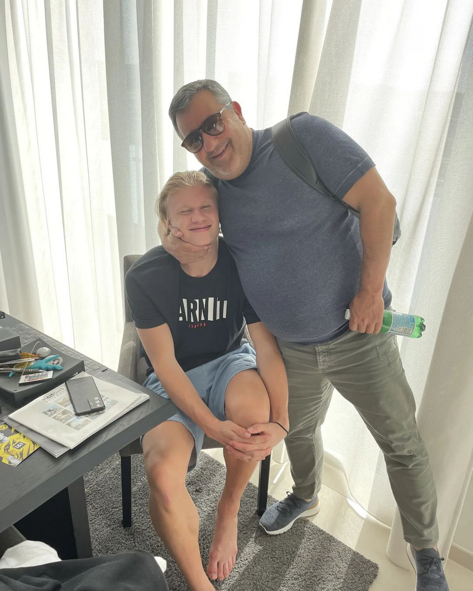 Erling Haaland gemeinsam mit Mino Raiola