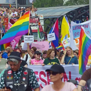 Teilnehmer des CSD in Hamburg
