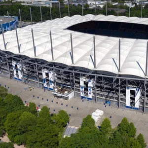 Für mehrere Millionen Euro muss das Volksparkstadion bis zur EM 2024 auf Vordermann gebracht werden